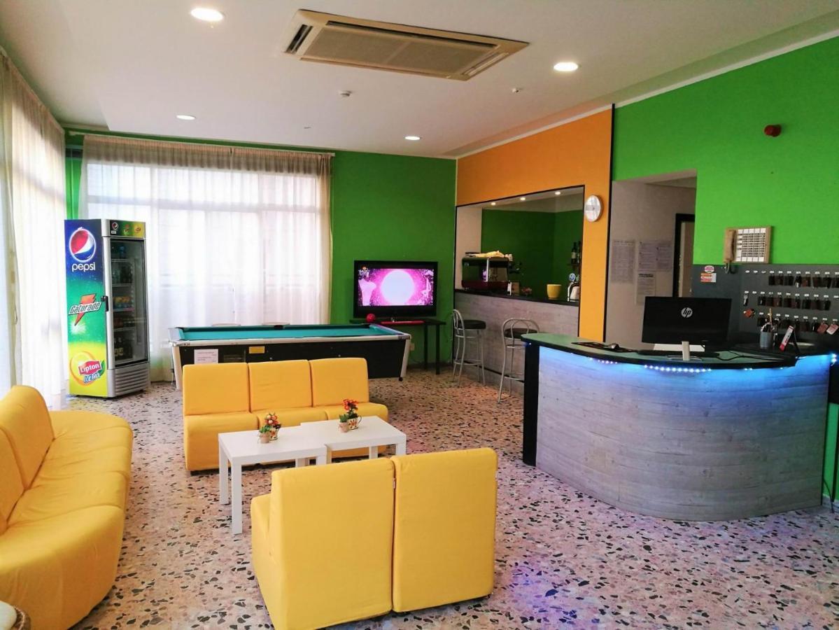 Hotel Berna Rimini Eksteriør billede